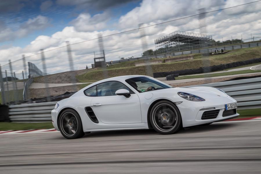  Porsche 718 Cayman 2016 года  (фото 8 из 33)